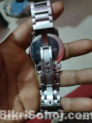 Calvin Klein quartz analog watch K2G 221